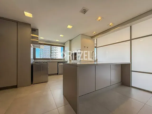 Apartamento 3 quartos e 5 banheiros, à venda, no bairro Centro em Novo Hamburgo