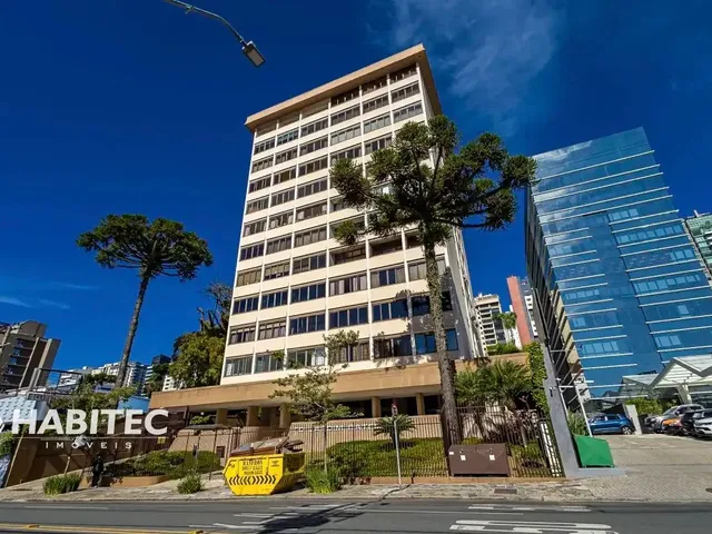 Apartamento 4 quartos e 4 banheiros, para alugar, no bairro Batel em Curitiba