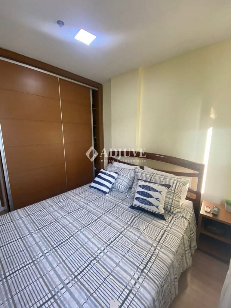 Apartamento à venda com 2 quartos, 90m² - Foto 13
