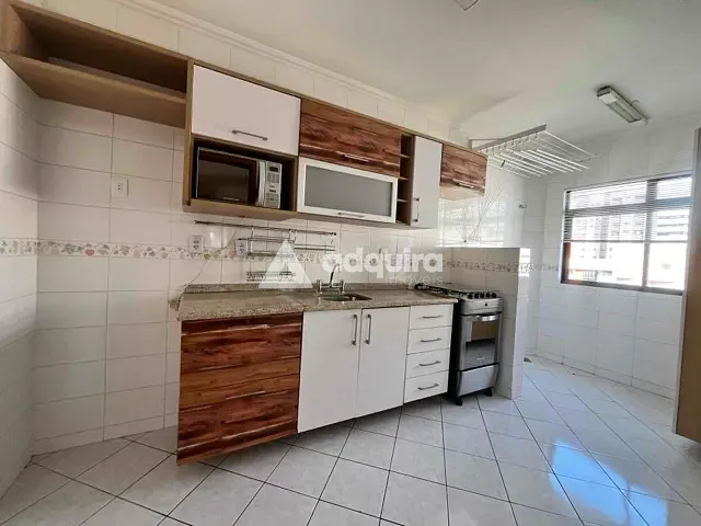 Apartamento com 130m² 3 quartos e 2 banheiros, à venda, no bairro Centro em Ponta Grossa