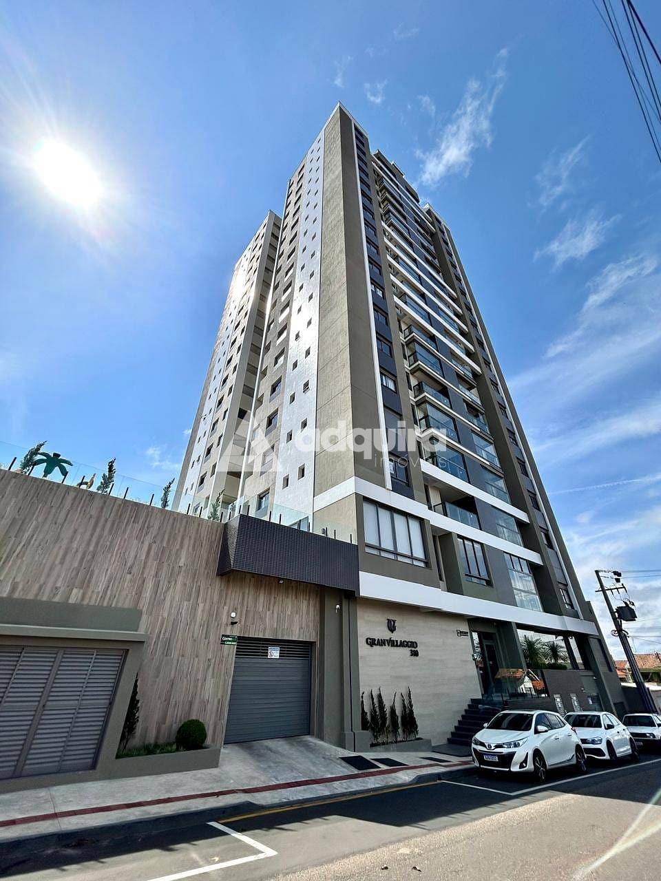 Apartamento à venda com 3 quartos, 135m² - Foto 2