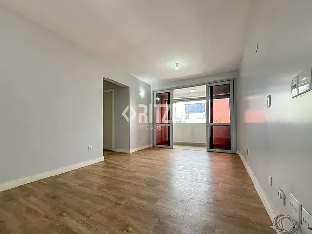 Apartamento 2 quartos e 2 banheiros, à venda, no bairro Ideal em Novo Hamburgo