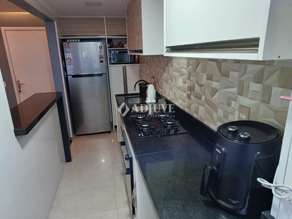 Apartamento à venda com 2 quartos, 58m² - Foto 5