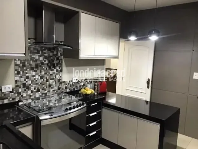 Apartamento 3 quartos e 2 banheiros, à venda, no bairro Centro em Arapongas