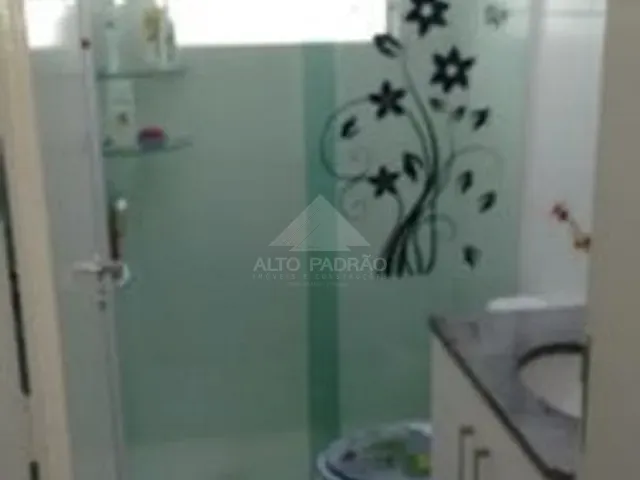 Apartamento 2 quartos e 1 banheiro, à venda, no bairro Parque São Vicente em Mauá