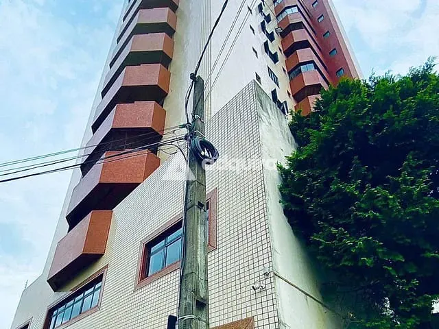 Apartamento com 178m² 3 quartos e 3 banheiros, à venda, no bairro Centro em Ponta Grossa