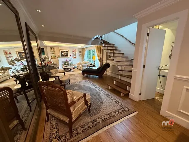 Apartamento 3 quartos e 1 banheiro, à venda, no bairro Valparaíso em Petrópolis