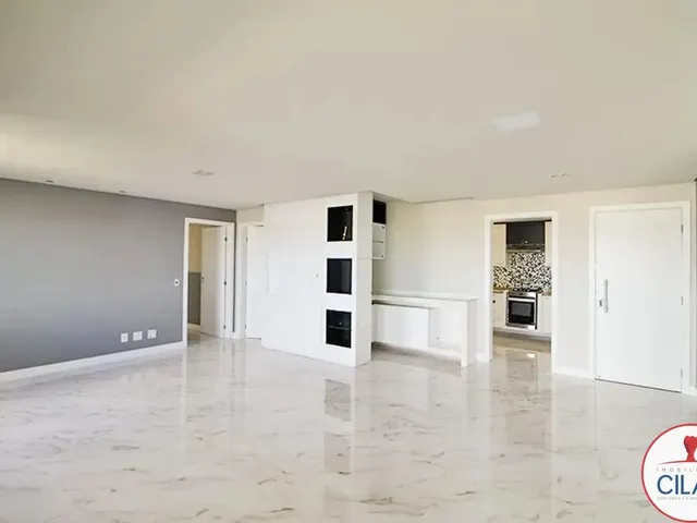Apartamento 3 quartos e 3 banheiros, para alugar, no bairro Batel em Curitiba