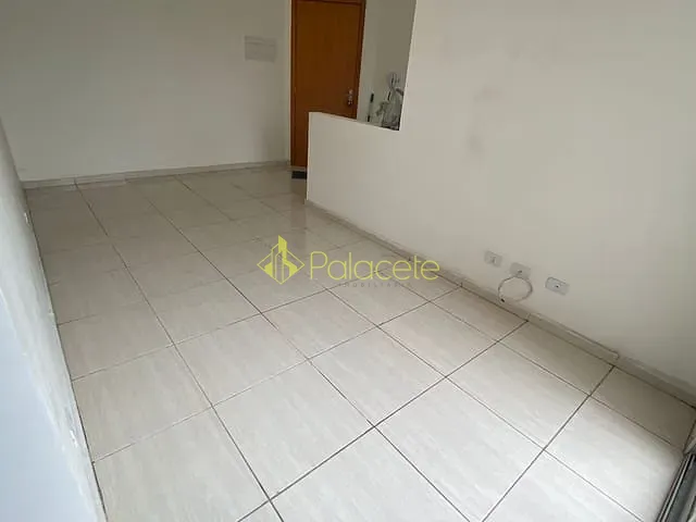 Apartamento 2 quartos e 1 banheiro, à venda, no bairro Jardim Eloyna em Pindamonhangaba