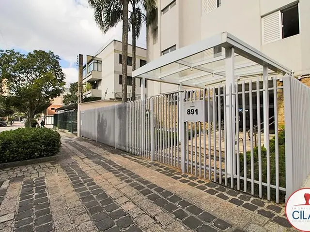 Apartamento 3 quartos e 3 banheiros, para alugar, no bairro Centro em Curitiba
