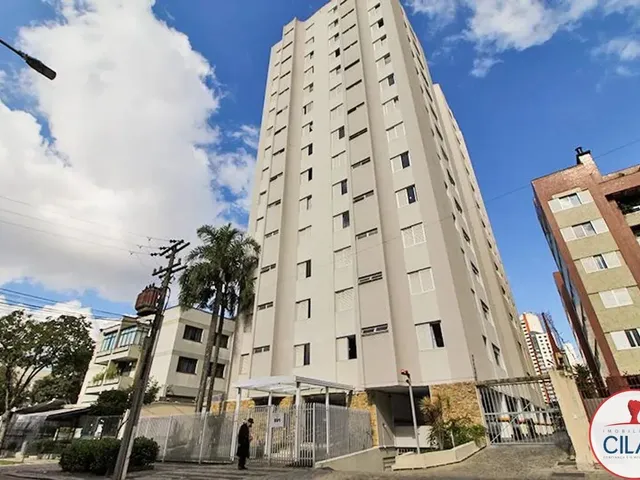Apartamento 3 quartos e 3 banheiros, para alugar, no bairro Centro em Curitiba
