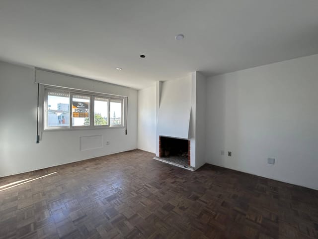 Apartamento 3 quartos e 2 banheiros, à venda, no bairro Areal em Pelotas