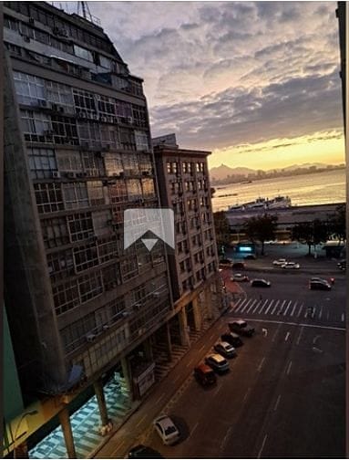 Apartamento à venda com 2 quartos, 70m² - Foto 18