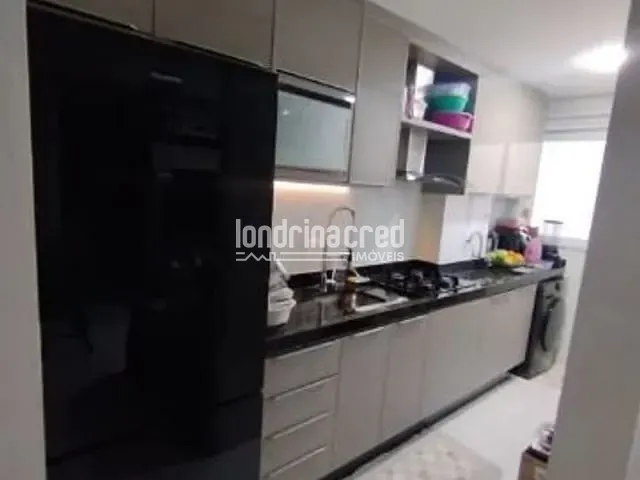Apartamento 2 quartos e 1 banheiro, à venda, no bairro Cidade Industrial 2 em Londrina
