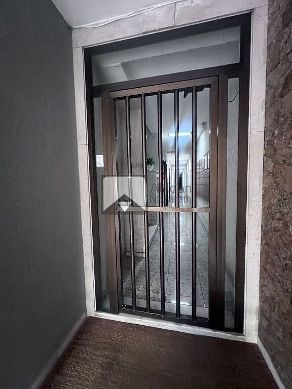 Apartamento à venda com 3 quartos, 100m² - Foto 35