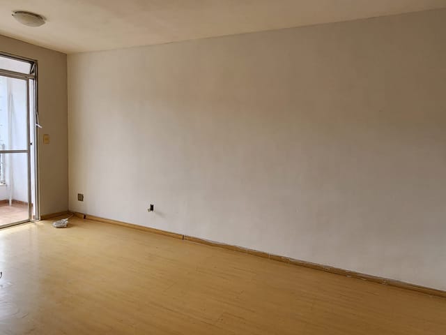 Apartamento 2 quartos e 1 banheiro, à venda, no bairro Bingen em Petrópolis