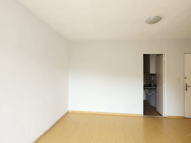 Apartamento 2 quartos e 1 banheiro, à venda, no bairro Bingen em Petrópolis