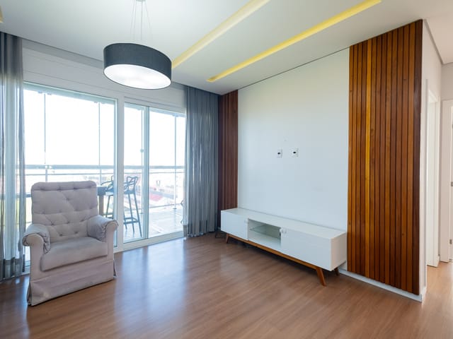 Apartamento 2 quartos e 2 banheiros, para alugar, no bairro Centro em Pelotas