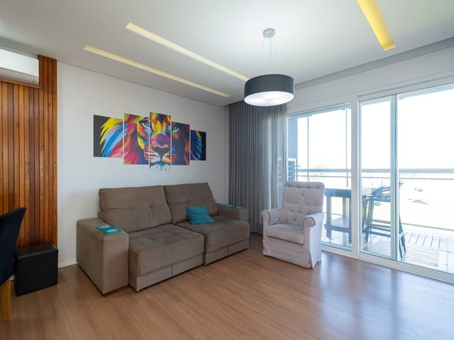 Apartamento 2 quartos e 2 banheiros, para alugar, no bairro Centro em Pelotas