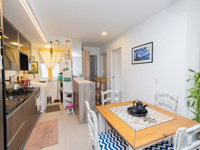 Apartamento com 95m² 2 quartos e 1 banheiro, à venda, no bairro Centro em Pelotas