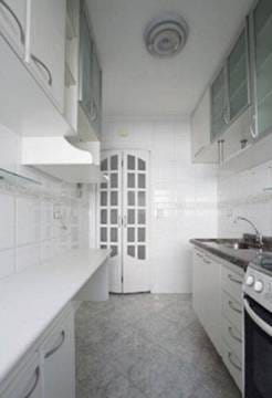 Apartamento à venda com 3 quartos, 68m² - Foto 2