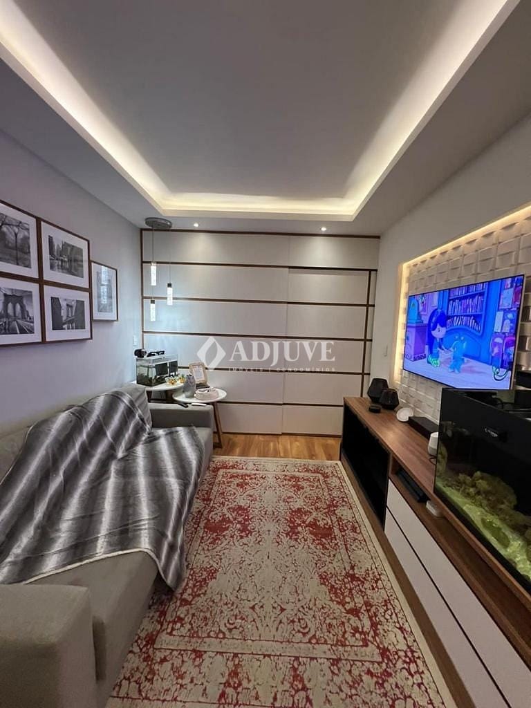 Apartamento à venda com 3 quartos, 138m² - Foto 4
