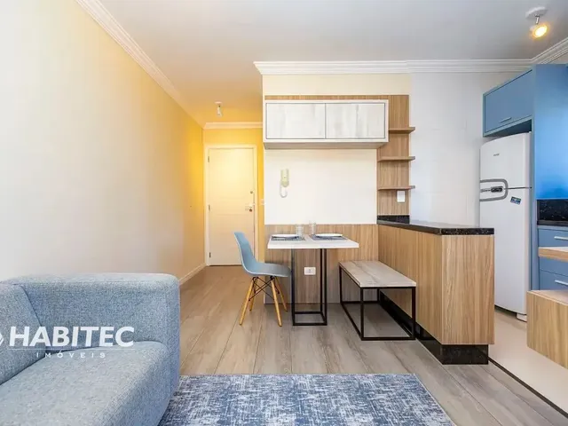 Apartamento 1 quarto e 1 banheiro, para alugar, no bairro Juvevê em Curitiba