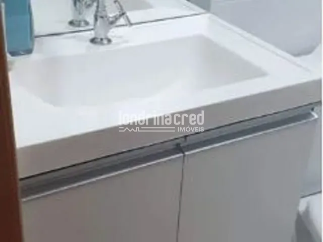 Apartamento 2 quartos e 1 banheiro, à venda, no bairro Chácara Manella em Cambé