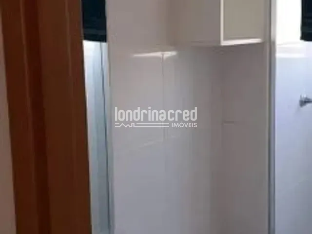 Apartamento 2 quartos e 1 banheiro, à venda, no bairro Chácara Manella em Cambé