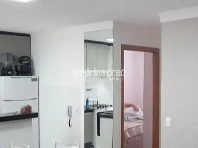 Apartamento 2 quartos e 1 banheiro, à venda, no bairro Chácara Manella em Cambé