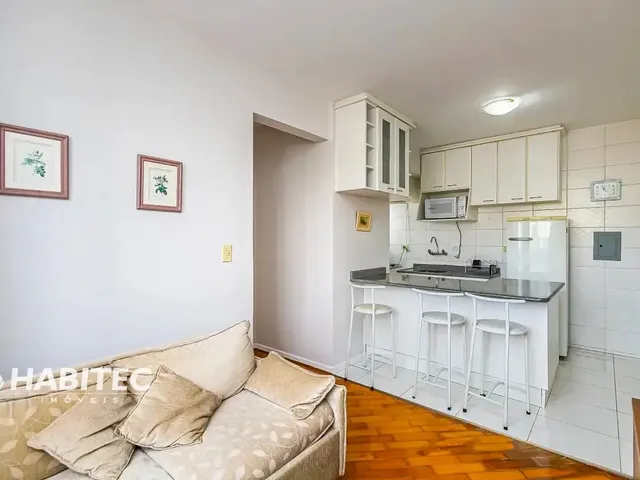 Apartamento 1 quarto e 1 banheiro, para alugar, no bairro Bigorrilho em Curitiba