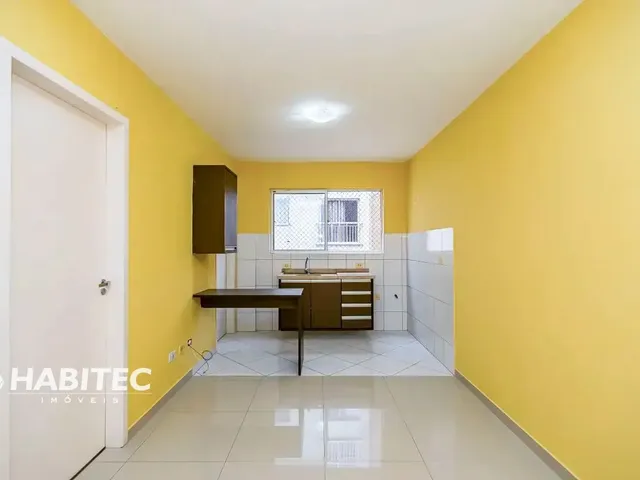 Apartamento 1 quarto e 1 banheiro, para alugar, no bairro Portão em Curitiba
