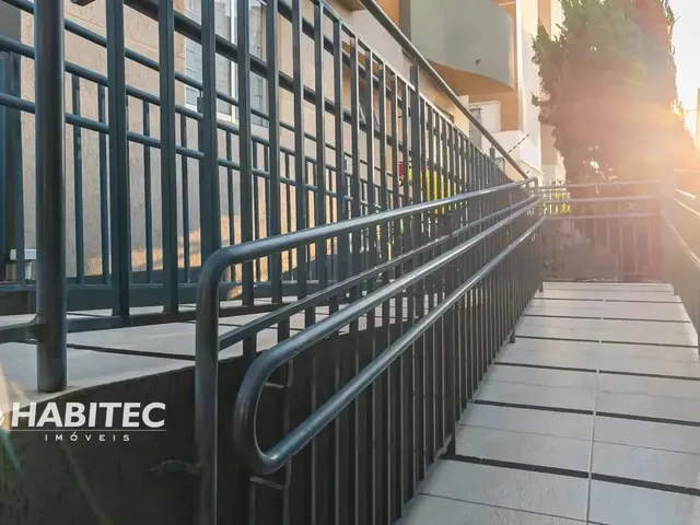 Apartamento 1 quarto e 1 banheiro, para alugar, no bairro Portão em Curitiba