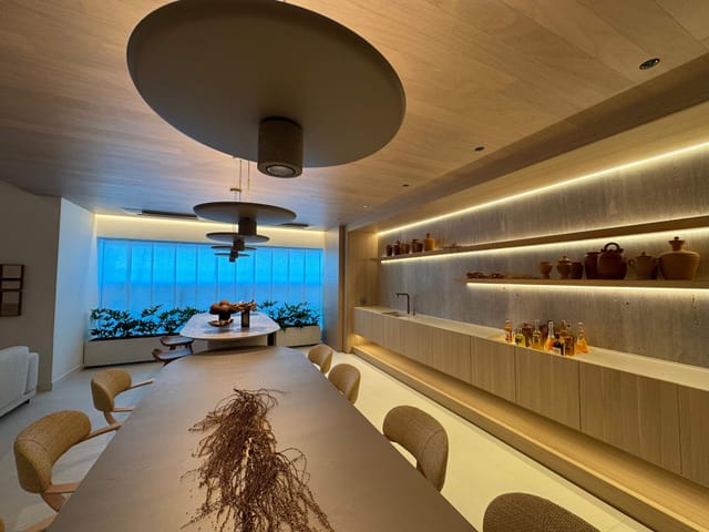 Apartamento com 383m² 3 quartos e 5 banheiros, à venda, no bairro Gleba Palhano em Londrina