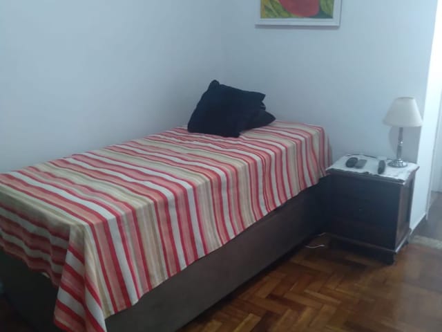 Apartamento 1 quarto e 1 banheiro, à venda, no bairro Centro em Petrópolis