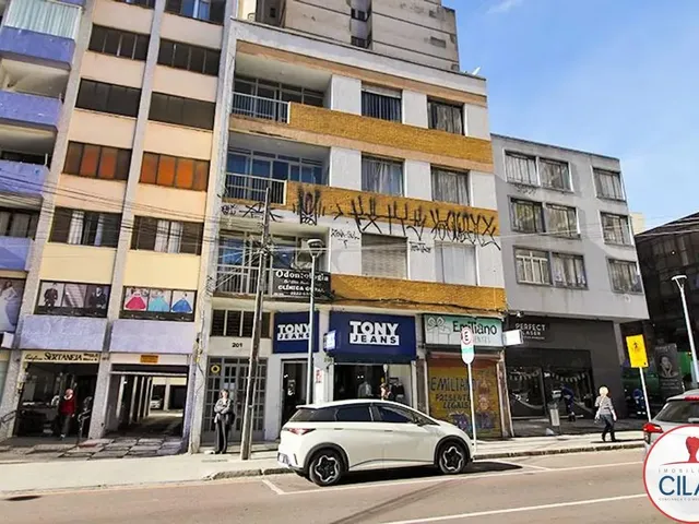 Apartamento 1 quarto e 1 banheiro, para alugar, no bairro Centro em Curitiba