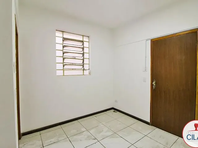 Apartamento 1 quarto e 1 banheiro, para alugar, no bairro Centro em Curitiba