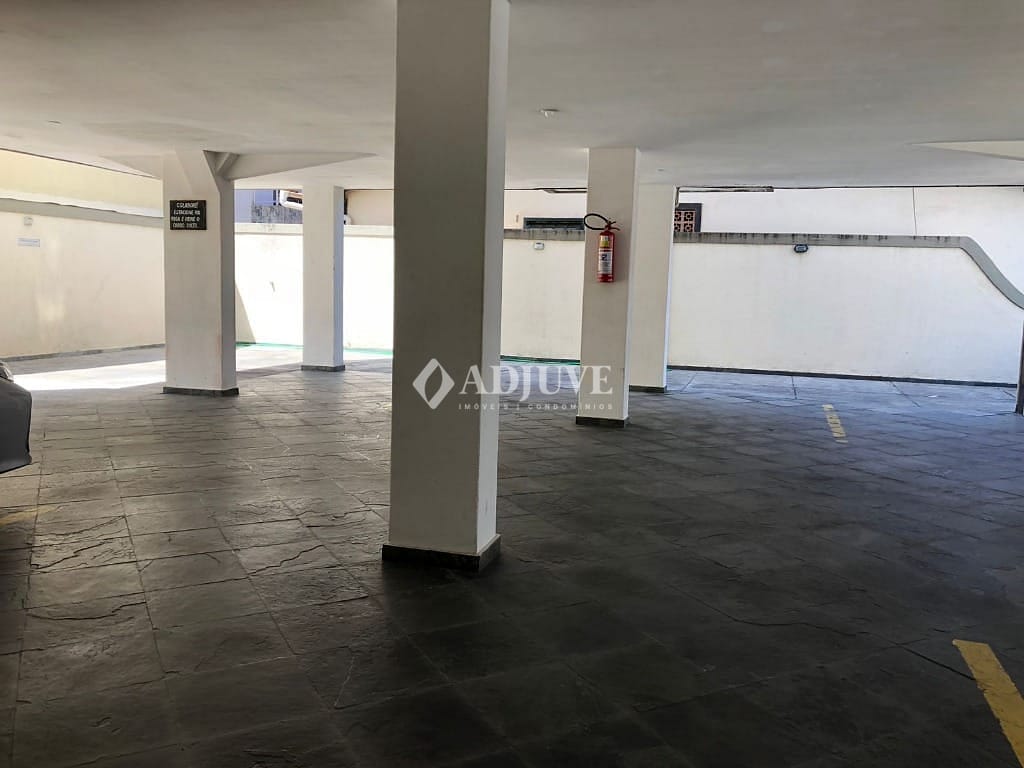 Apartamento à venda com 2 quartos, 119m² - Foto 19