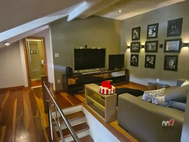Apartamento 3 quartos e 2 banheiros, à venda, no bairro Bingen em Petrópolis