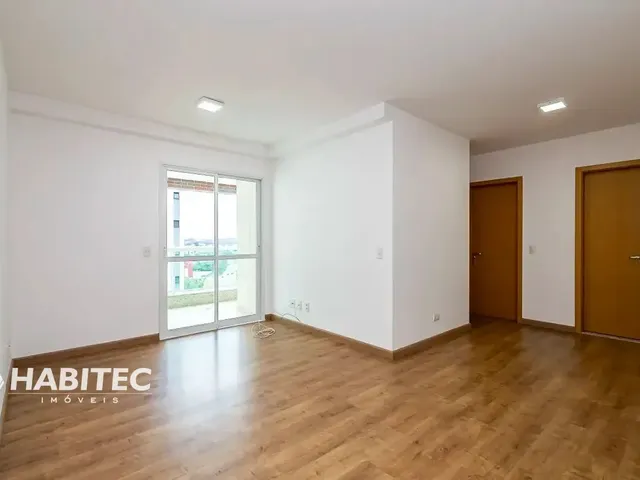 Apartamento 2 quartos e 1 banheiro, para alugar, no bairro Ecoville em Curitiba