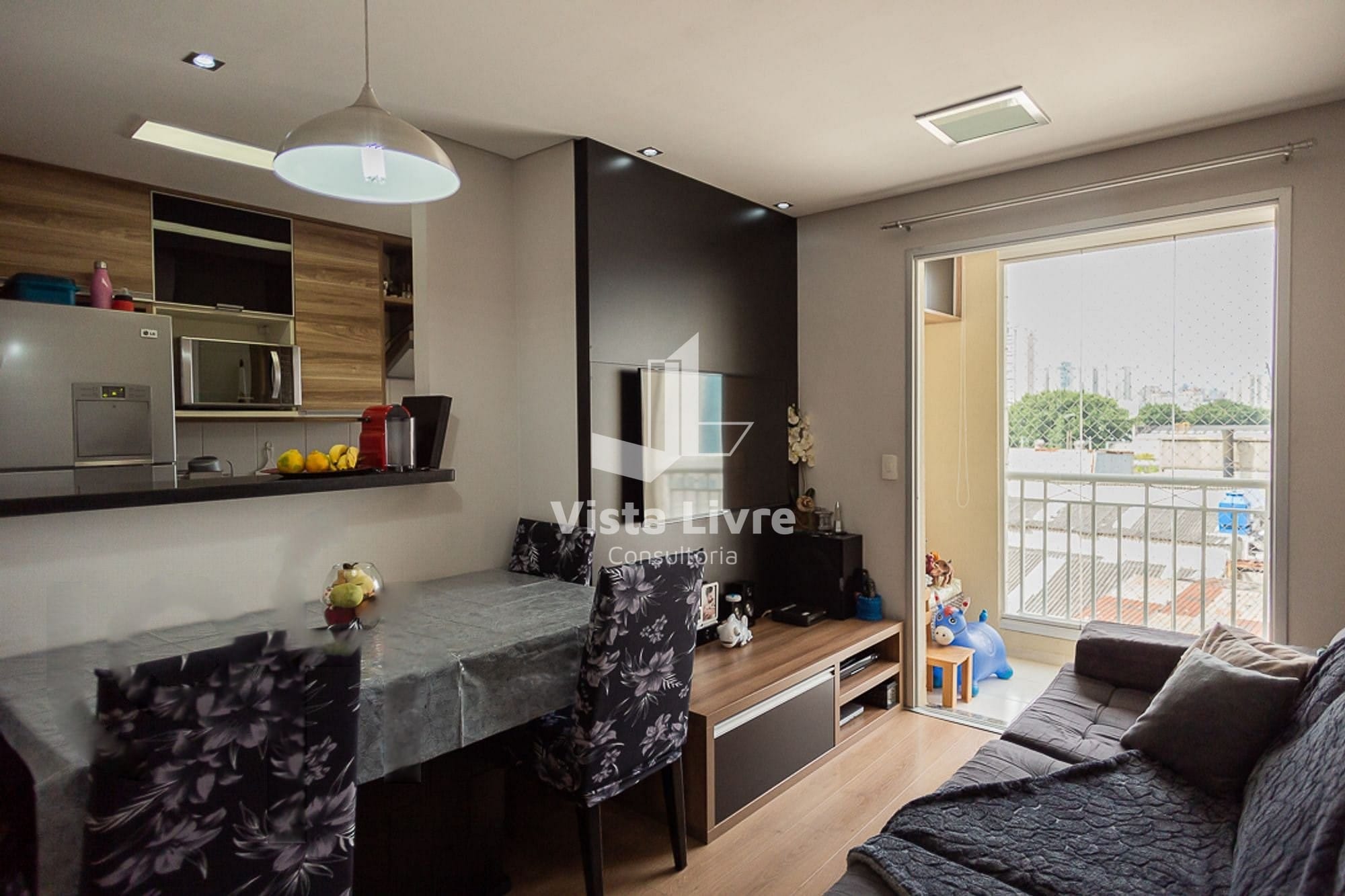 Apartamento à venda com 2 quartos, 61m² - Foto 1