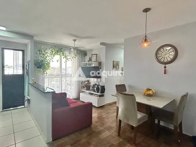 Apartamento com 69m² 3 quartos e 1 banheiro, à venda, no bairro Colônia Dona Luíza em Ponta Grossa