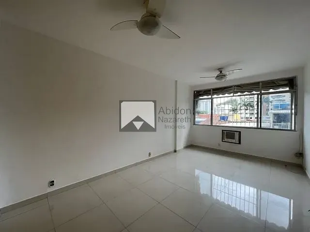 Apartamento com 130m² 3 quartos e 1 banheiro, à venda, no bairro Icaraí em Niterói