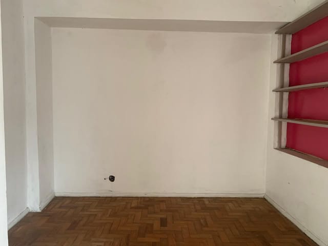 Apartamento 1 quarto e 1 banheiro, à venda, no bairro Centro em Petrópolis