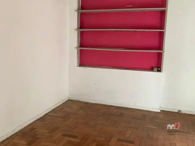 Apartamento 1 quarto e 1 banheiro, à venda, no bairro Centro em Petrópolis