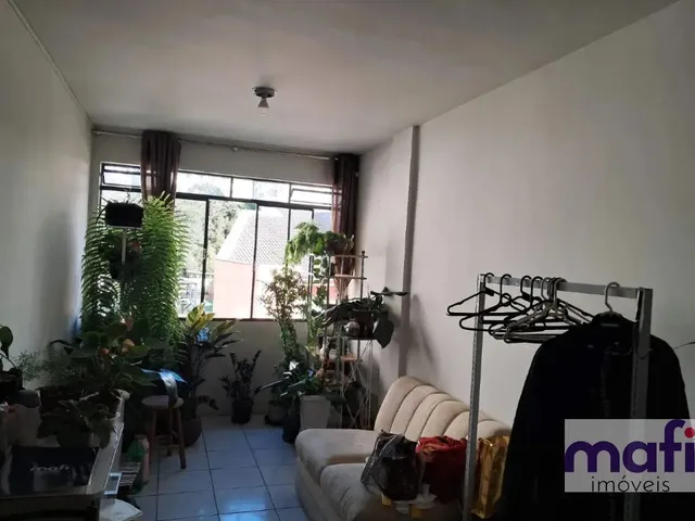 Apartamento com 26m² 1 quarto e 1 banheiro, à venda, no bairro Cristo Rei em Curitiba
