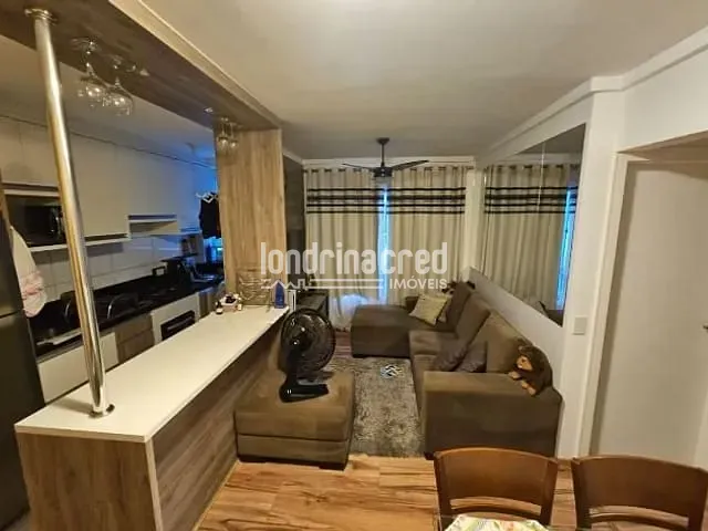 Apartamento 2 quartos e 1 banheiro, à venda, no bairro Conjunto Habitacional Santiago II em Londrina