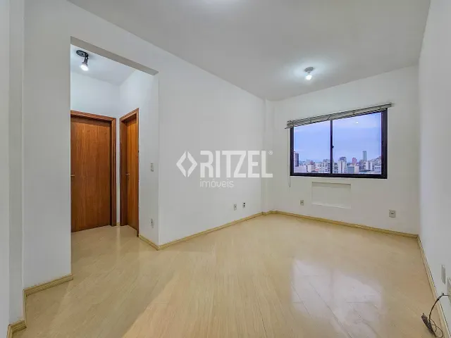 Apartamento 1 quarto e 1 banheiro, para alugar, no bairro Centro em Novo Hamburgo