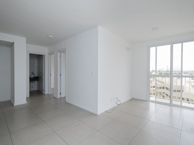Apartamento com 94m² 2 quartos e 1 banheiro, para alugar, no bairro Centro em Pelotas