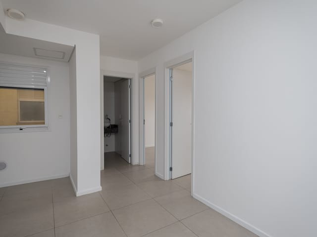 Apartamento com 94m² 2 quartos e 1 banheiro, para alugar, no bairro Centro em Pelotas